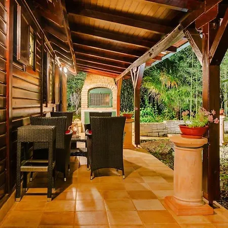 Holiday home Pure Nature Haven By The Sea With Hot Tub Rovinj